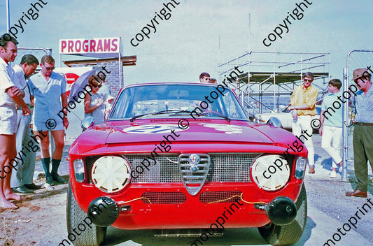 1968 9hr Alfa GTA Junior Alderton Driver edited(thanks Vito Momo via G Cavalieri) 041