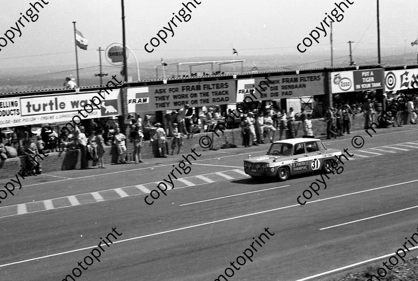1968 9hr R8 Scamp Porter Chris Swanepoel (permission Malcolm Sampson)(29)