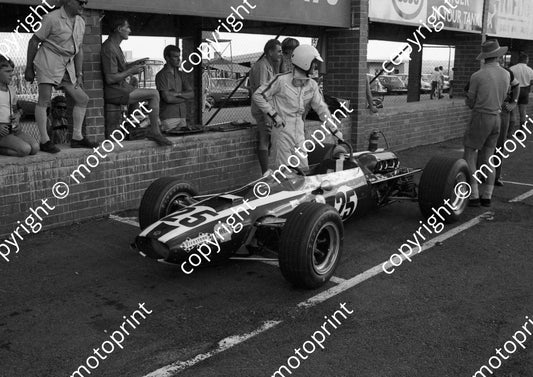 1968 SA GP Basil van Rooyen Cooper T79 John Love car A3 target size scan (courtesy Ken Stewart)530