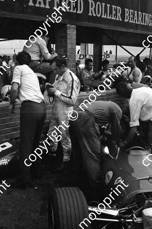 1968 SA GP Chris Amon_ some scratches and light marks on print (courtesy Ken Stewart) 021