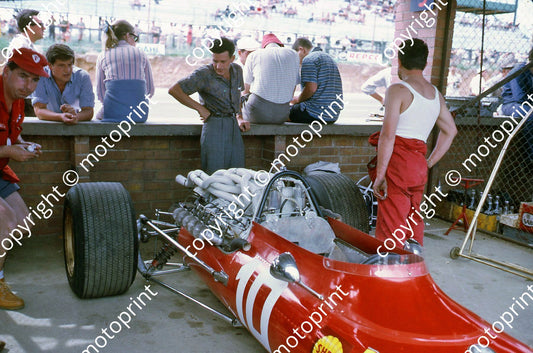 1968 SA GP Ferrari Andrea De Adamich (thanks Vito Momo via G Cavalieri) 080