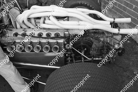 1968 SA GP Ferrari eng (courtesy Ken Stewart) 060