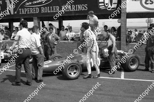 1968 SA GP Forghieri, Borsari, De Adamich (courtesy Ken Stewart) 069