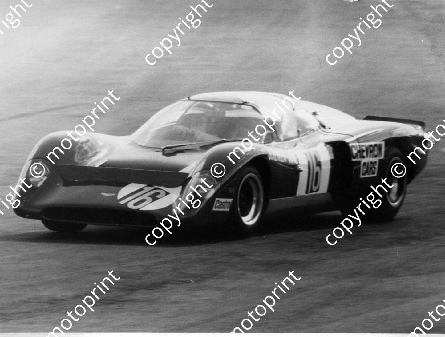 1969 9 HR 16  Tim Schenken, John Hine Chevron B16 (Permission Malcolm Sampson Motorsport Photography)587