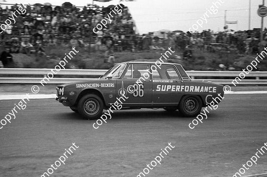 1969 9hr 36 Alfa Berlina P Sonnenschein (note wrong spelling on car) C Beckers  (12)
