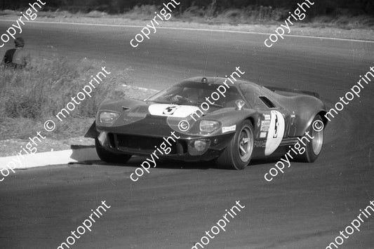 1969 9hr 3 M Hailwood P Gethin Mirage (12)