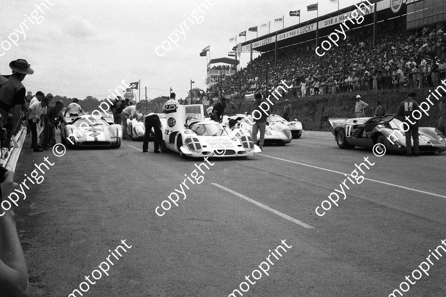 1969 9hr Lola T70 Bonnier, Porsche 917 Piper, Lola T70 Redman (29)
