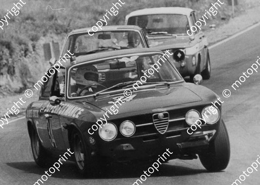 1969 Kya 9 hr 34 Basil van Rooyen Alfa GTV (permission Malcolm Sampson Motorsport Photography) (87)