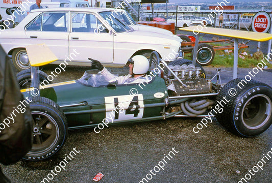 1969 SA GP Jack Brabham BT26 practice (thanks Vito Momo via G Cavalieri) 014