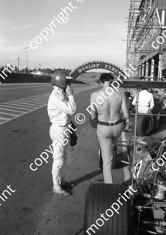 1969 SA GP Jean-Pierre Beltoise and tanning pit staff NOTE SCAFFOLDING(courtesy Ken Stewart) 046