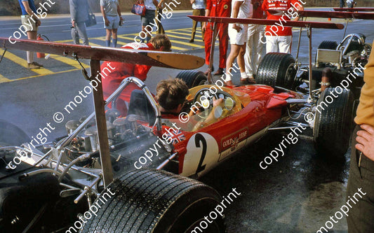 1969 SA GP Lotus 49 Graham Hill wet practice pits (thanks Vito Momo via G Cavalieri)  024