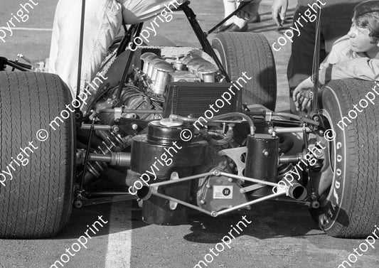 1969 SA GP McLaren rear (courtesy Ken Stewart) 035