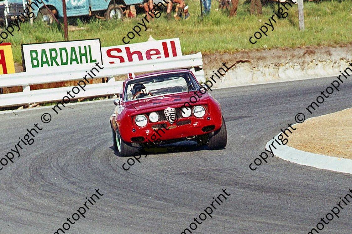 1970 9hr Alfa GTAM Chatz Keizan 029 (thanks Vito Momo via G Cavalieri) cropped