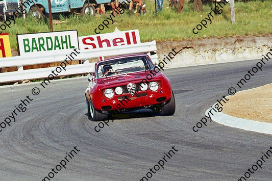 1970 9hr Alfa GTAM Chatz Keizan 029 (thanks Vito Momo via G Cavalieri) cropped