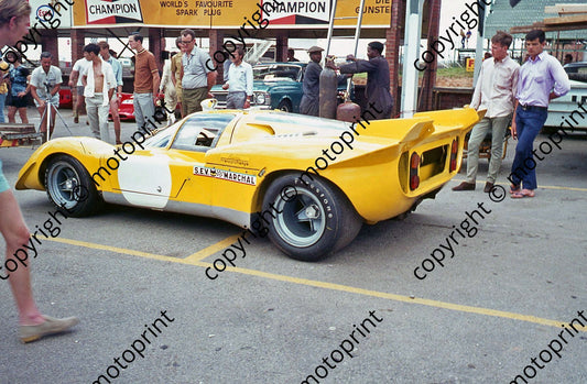 1970 9hr Ferrari 512 De Fierlandt Derek Bell pits note Ecurie Franchorchamps (thanks Vito Momo via G Cavalieri) 041