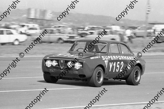 1970 Kyalami A Chatz Alfa GTA nat champ series 2