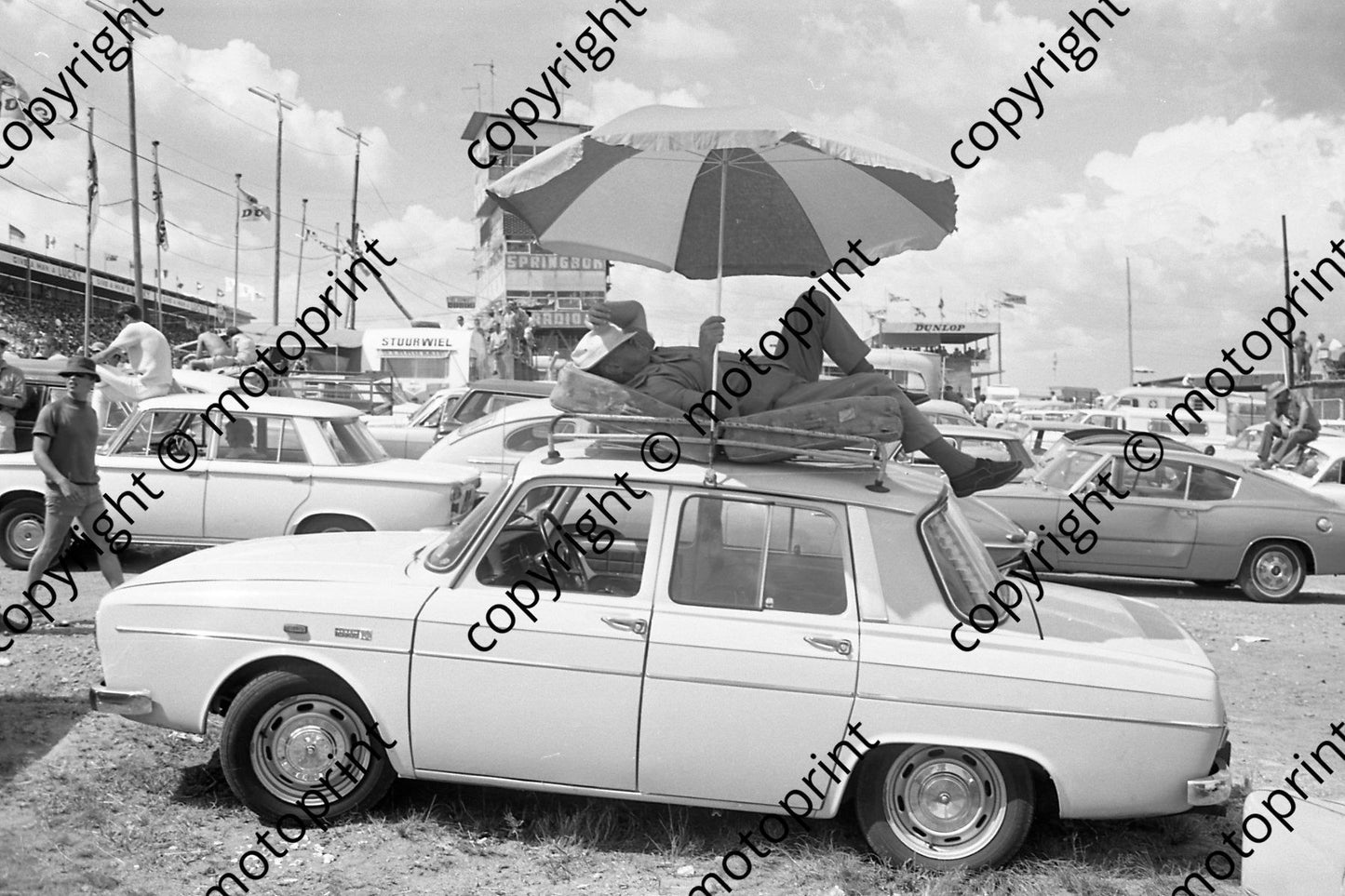 1970 SA GP Grandstand R10 gallery (thanks Ken Stewart) 121