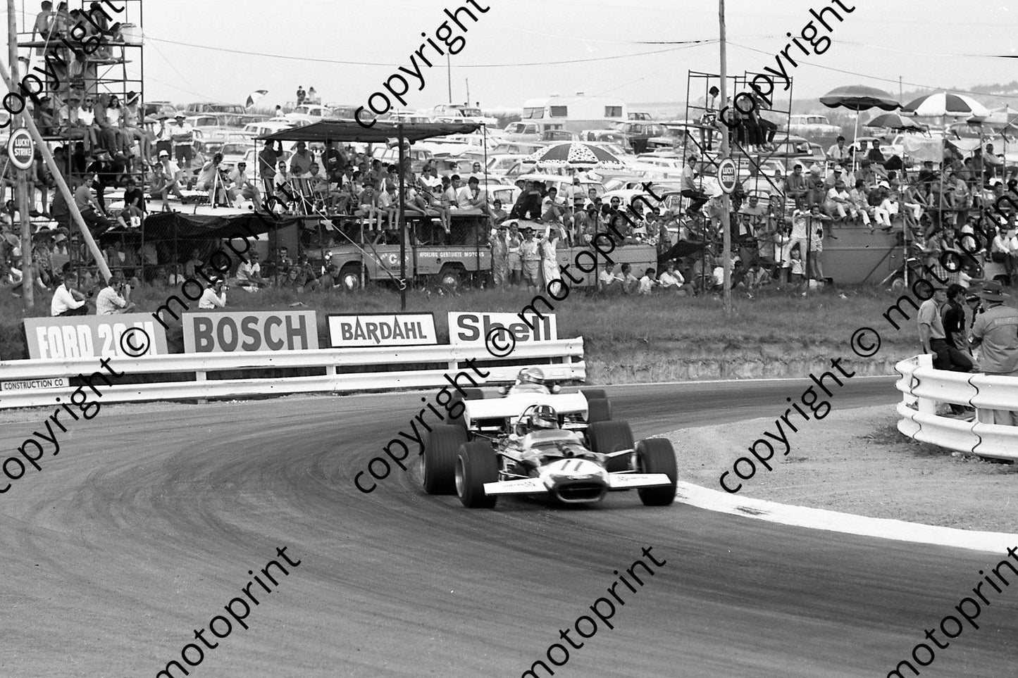 1970 SA GP Hill Lotus 49_ Pescarolo Matra MS120 (thanks Ken Stewart) 105