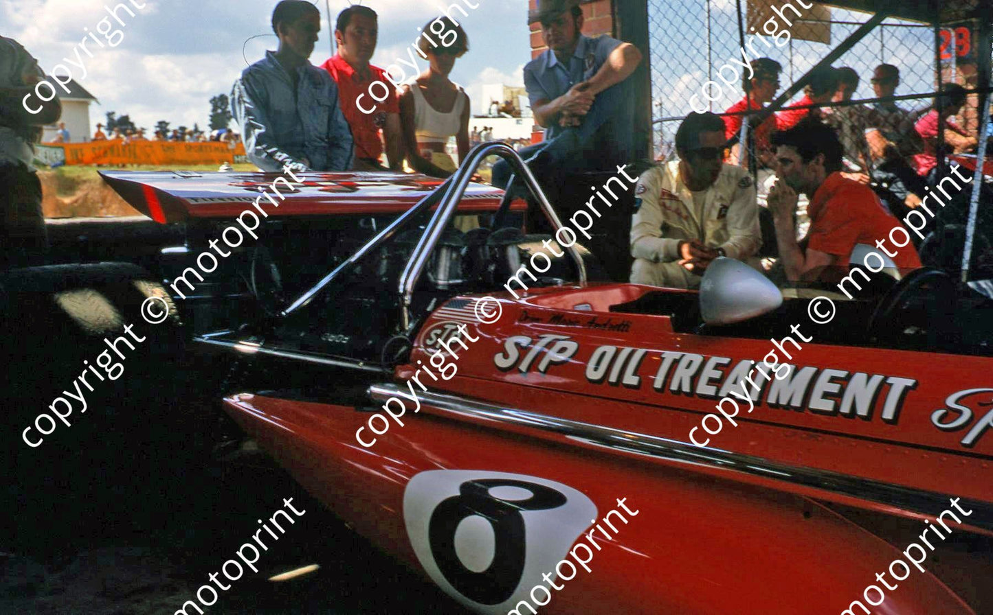 1970 SA GP STP March 701 Mario Andretti car side detail in pits (thanks Vito Momo via G Cavalieri) 038