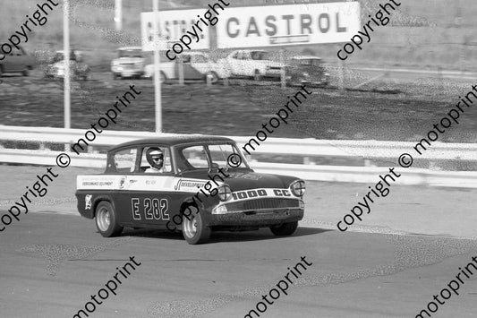 1970 Star prod E282 Anglia W Vlok  blemishes(1)