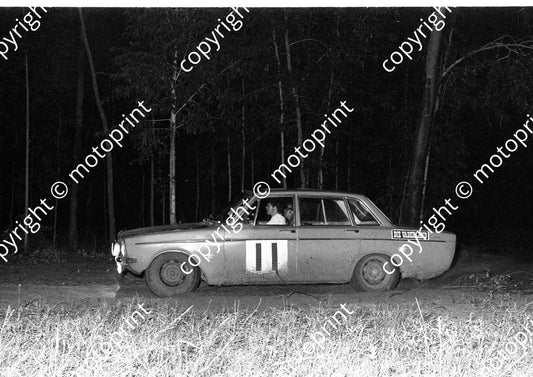 1971 BNU 11 Jannie Kuun, Kassie  Kasselman Volvo (courtesy Roger Swan) (12)