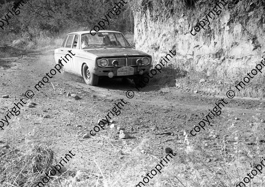 1971 BNU 11 Jannie Kuun, Kassie  Kasselman Volvo (courtesy Roger Swan) (14)