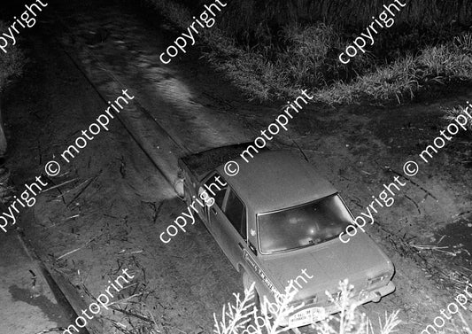1971 BNU 31 John Frewin, Vic Deiner Datsun 1600 SSS K500d (courtesy Roger Swan) (6)