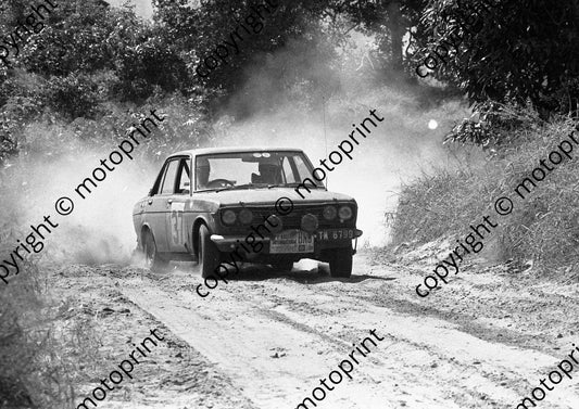 1971 BNU 37 Kassie Coetzee, S Bredenkamp Datsun 1600 SSS(courtesy Roger Swan) (34)