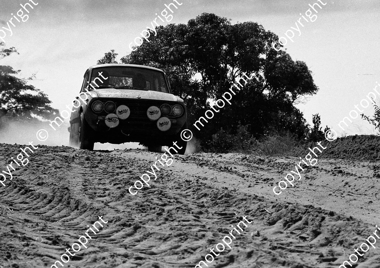 1971 BNU 47 K500b (courtesy Roger Swan) (10)