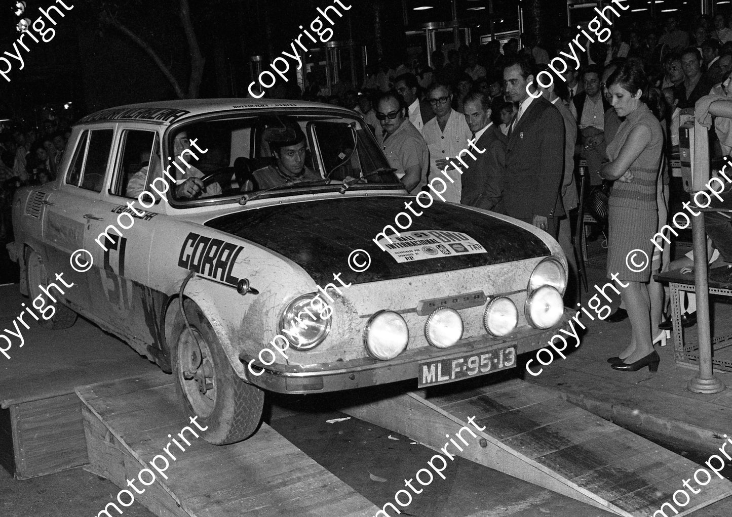 1971 BNU 51 J Botequilha, A Garcia  Skoda 1000 MBnote ciggie (courtesy Roger Swan) (3)