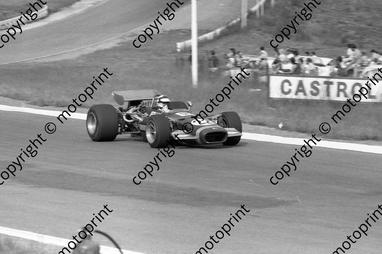 1971 Kya 22 Alan Saffey Lola (permission Malcolm Sampson Motorsport Photography) (3)