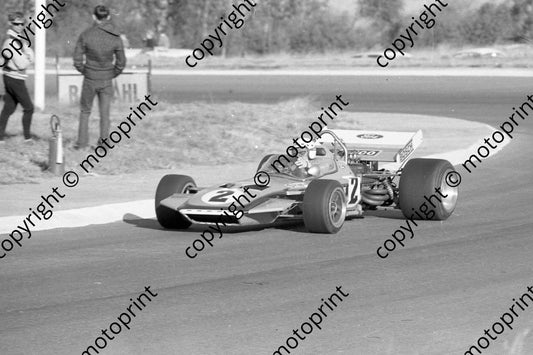 1971 Kya 2 John Love Surtees TS9 NOTE LEFT HAND (permission Malcolm Sampson Motorsport Photography)(37)