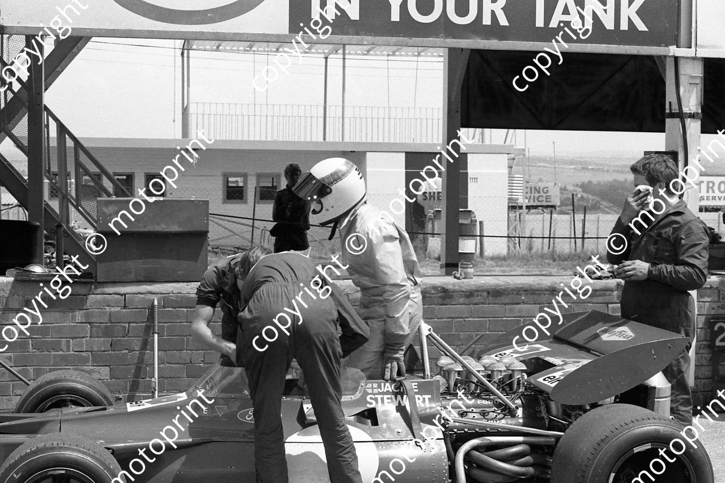 1971 SA GP Jackie Stewart pre-race testing Kya (permission Malcolm Sampson Motorsport Photography) (10)