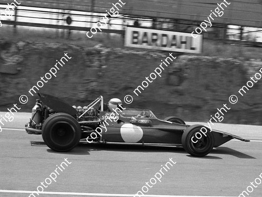 1971 SA GP Jackie Stewart pre-race testing Kya (permission Malcolm Sampson Motorsport Photography) (15)