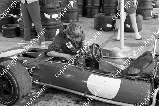 1971 SA GP Jackie Stewart pre-race testing Kya (permission Malcolm Sampson Motorsport Photography) (20)