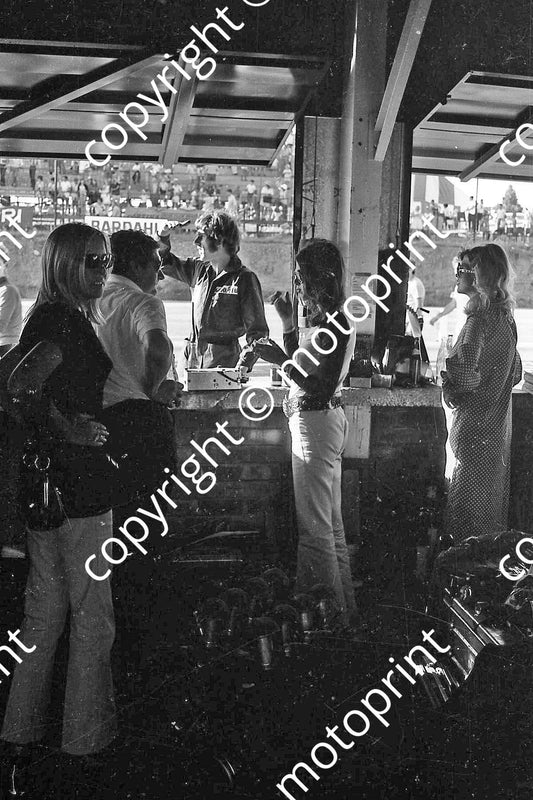 1971 SA GP Tyrrell pit_ Derek Gardner designer, Helen Stewart right (thanks Ken Stewart) 163