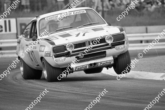 1972 9 hr SL 17 Chev Firenza B van Rooyen G Mortimer (permission Malcolm Sampson Motorsport Photography) 1972 9hr (1)