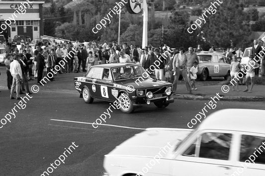 1972 Castrol Rally Volvo Jannie Kuun Kassie Kasselman (permission Malcolm Sampson Motorsport Photography) (1)