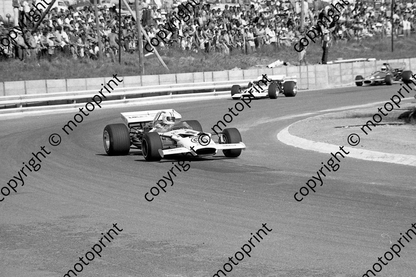 1972 Kya SS Highveld 100 4 Peter de Klerk Lotus 49 16 Peter Haller TS5 3 Willie Ferguson BT33 (permission Malcolm Sampson Motorsport Photography) (18)