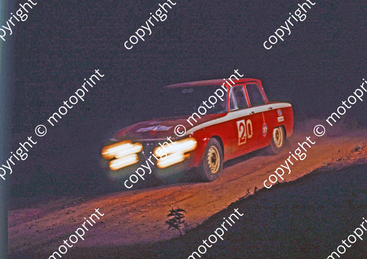 1972 Total 20  Neels Vermaak, Spotti Woodhead Alfa 2nd (courtesy Roger Swan) (5)