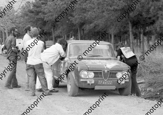 1972 Total 35 Bokkie Steyn, Mrs Magdel Steyn 1600 Alfa 14th (courtesy Roger Swan) (4)
