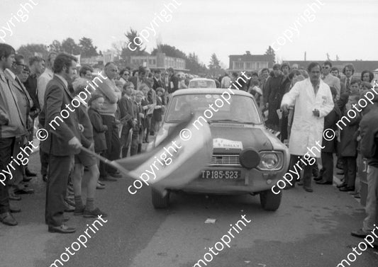 1972 Total 37 Gerry Gericke, Leon Joubert, Escort ex-Mikkola, ex-Hettema LHD rtd sheared stub axle (courtesy Roger Swan) (2)