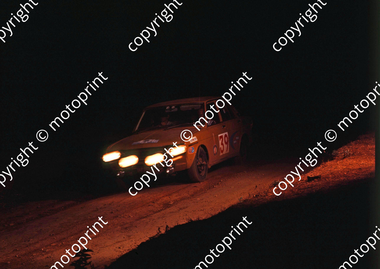 1972 Total 39 Chris Hawkins, D Venter   Datsun 1600SSS(courtesy Roger Swan) (5)