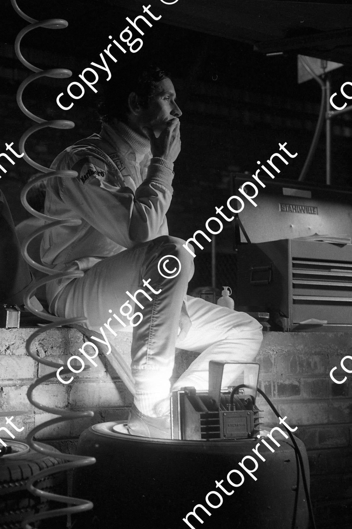 1973 9 hr 0 Jacky Ickx night pits(permission Roger Swan)