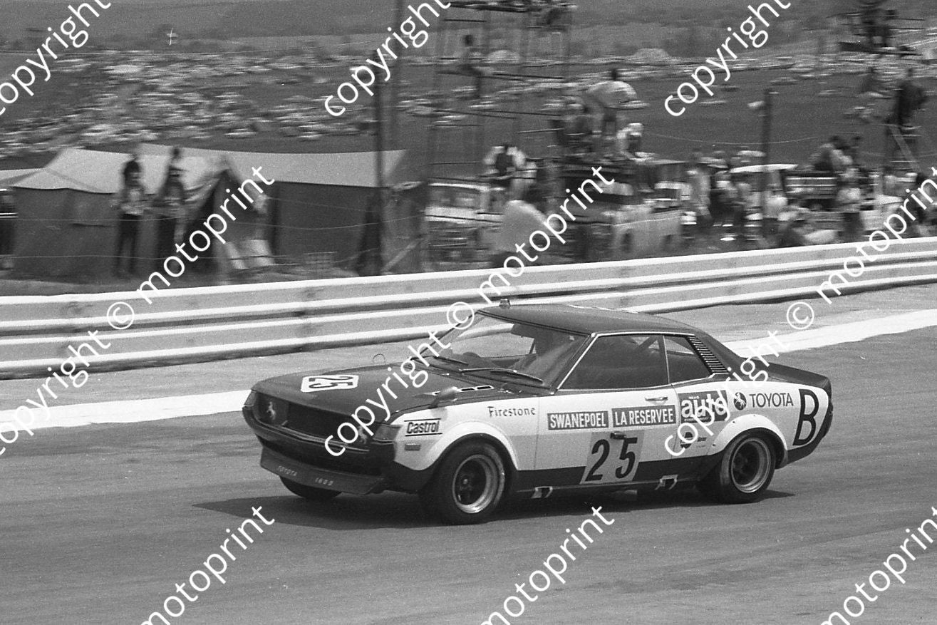 1973 9 hr 25 Toyota Celica Swanepoel La Reservee (permission Roger Swan)