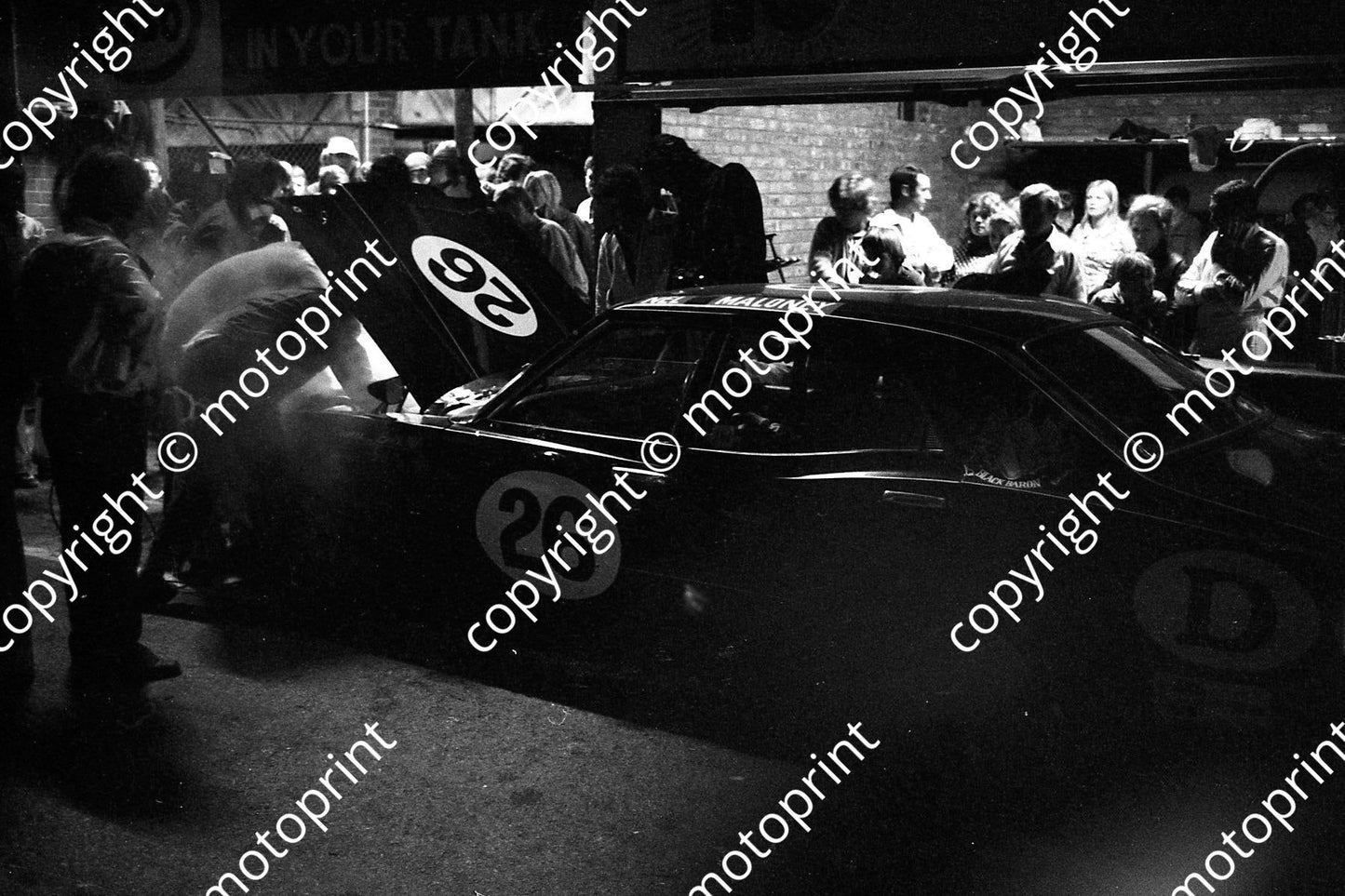 1973 9 hr 26 Nel Maloney Cortina night pits (permission Roger Swan)