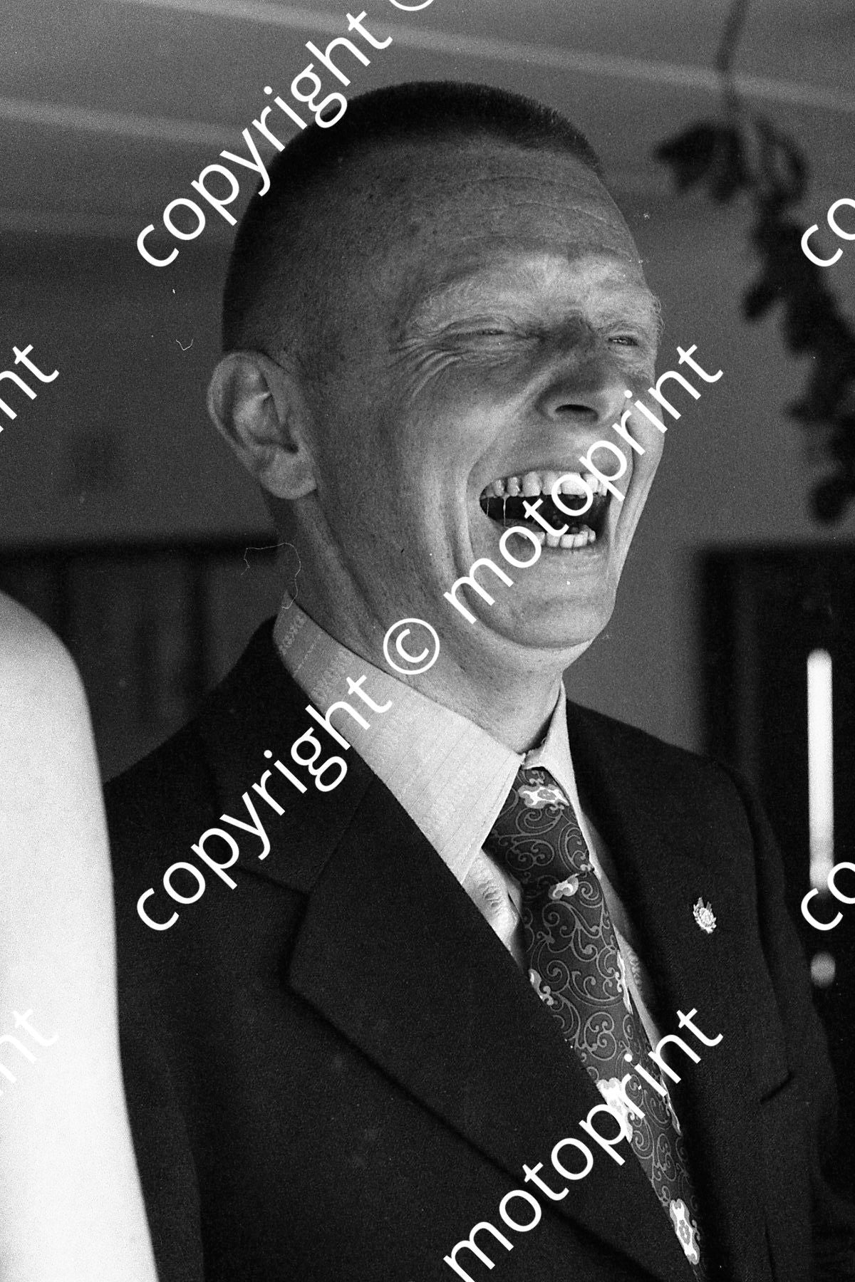 1973 9 hr 374 prizegiving Herbie Muller 1st (permission Roger Swan)
