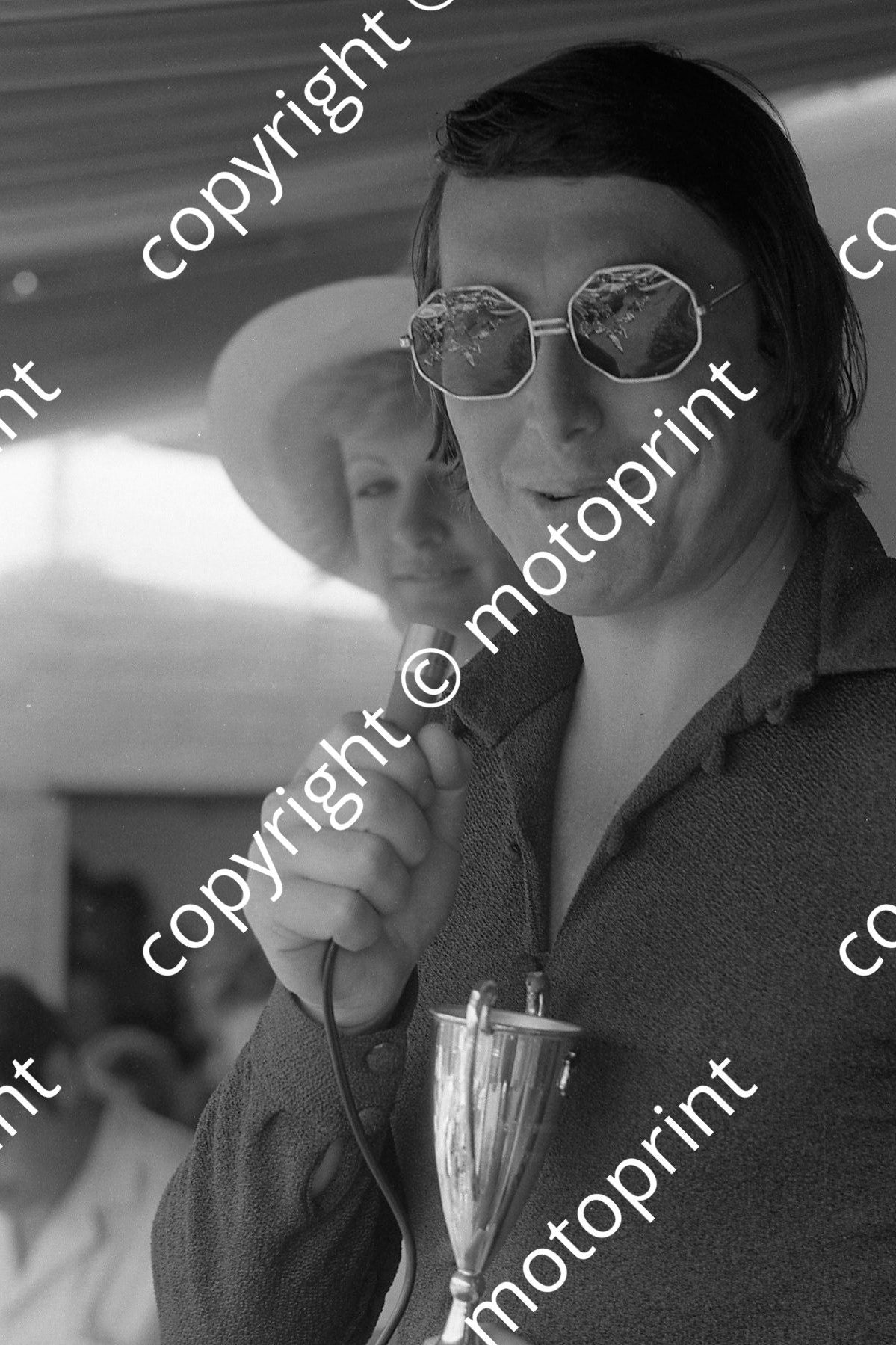 1973 9 hr 379  prizegiving Martin Birrane (permission Roger Swan)