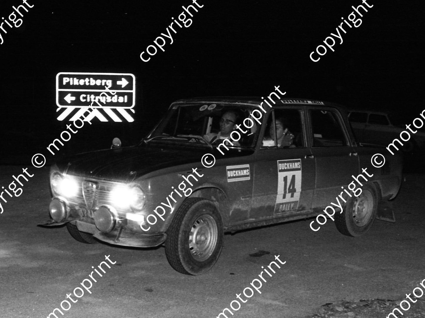 1973 Duckhams 14 Bokkie en Magdel Steyn Alfa 1135 cropped (courtesy Roger Swan) (8)
