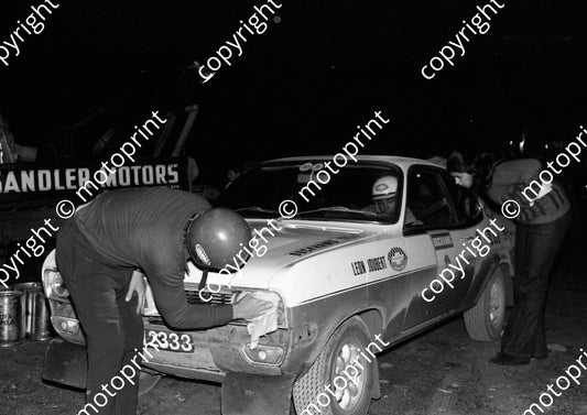 1973 Duckhams 2 Jan Hettema, Leon Joubert Chevrolet V8 1st, at service 1135 (courtesy Roger Swan) (25)